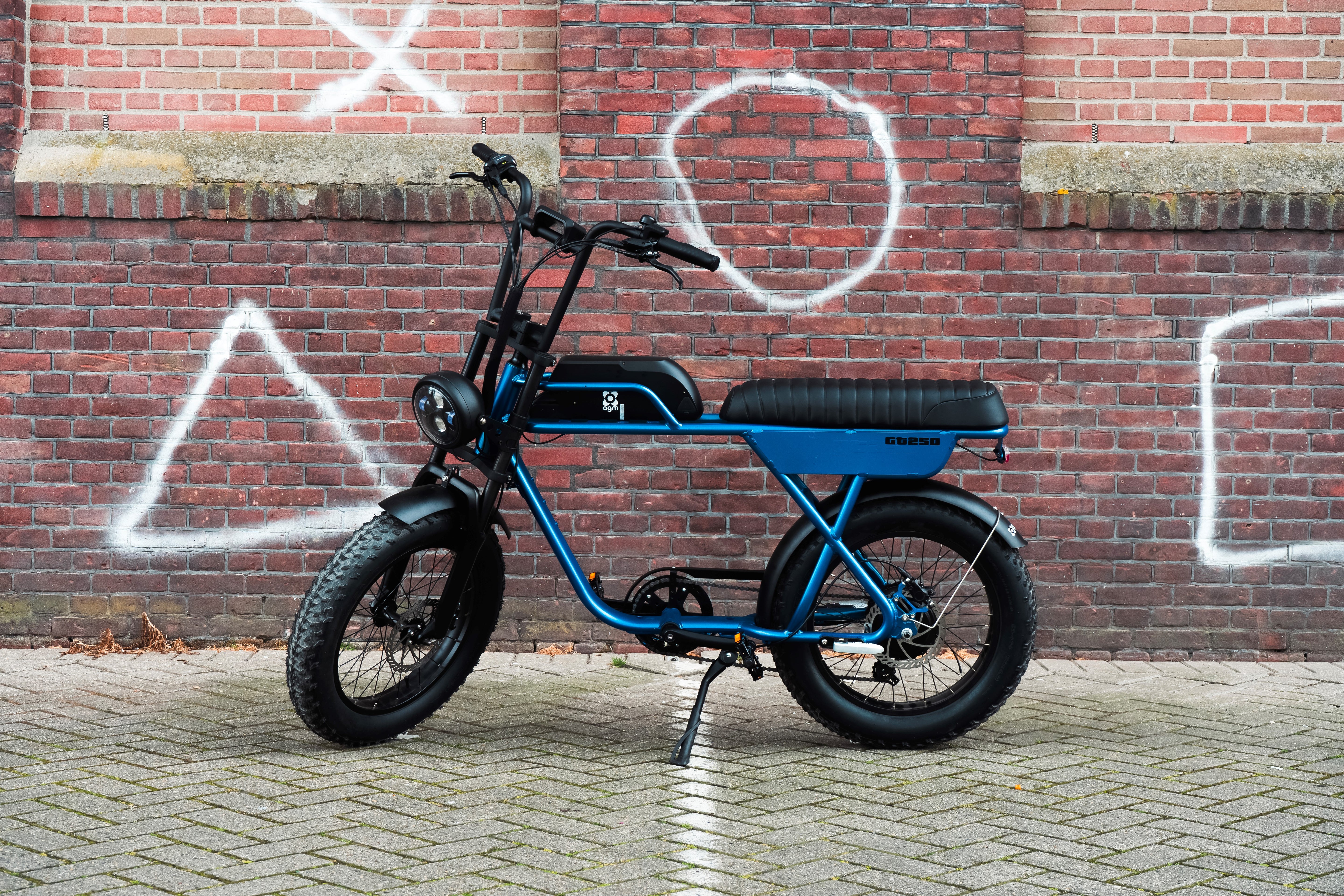 AGM GT250 - Blauw